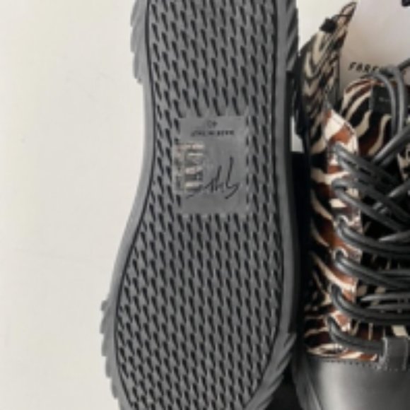 Giuseppe Zanotti Men's Natural Zebra Print Pony Skin Fashion "Blabber" Sneakers - Picture 5 of 6